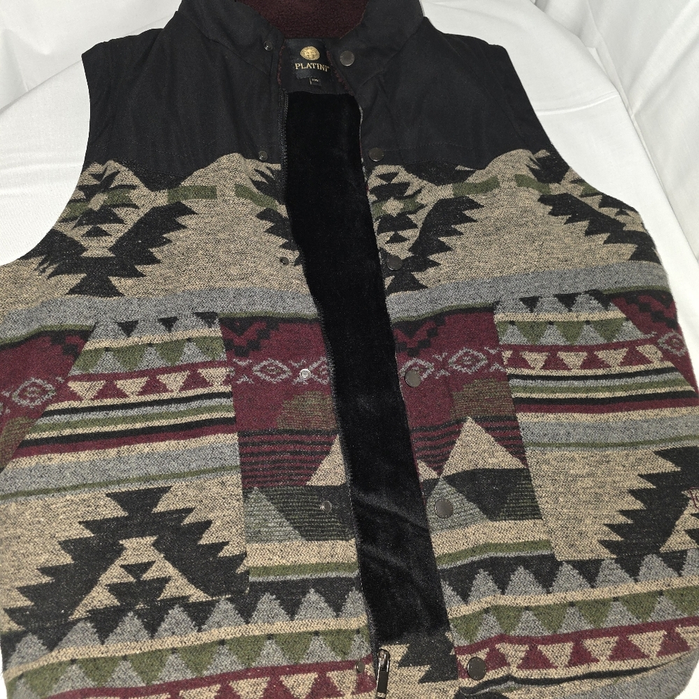 Aztec Western Style Platini Mens Vest, Quilted, Plush Faux Fur Lined Inside 2XL